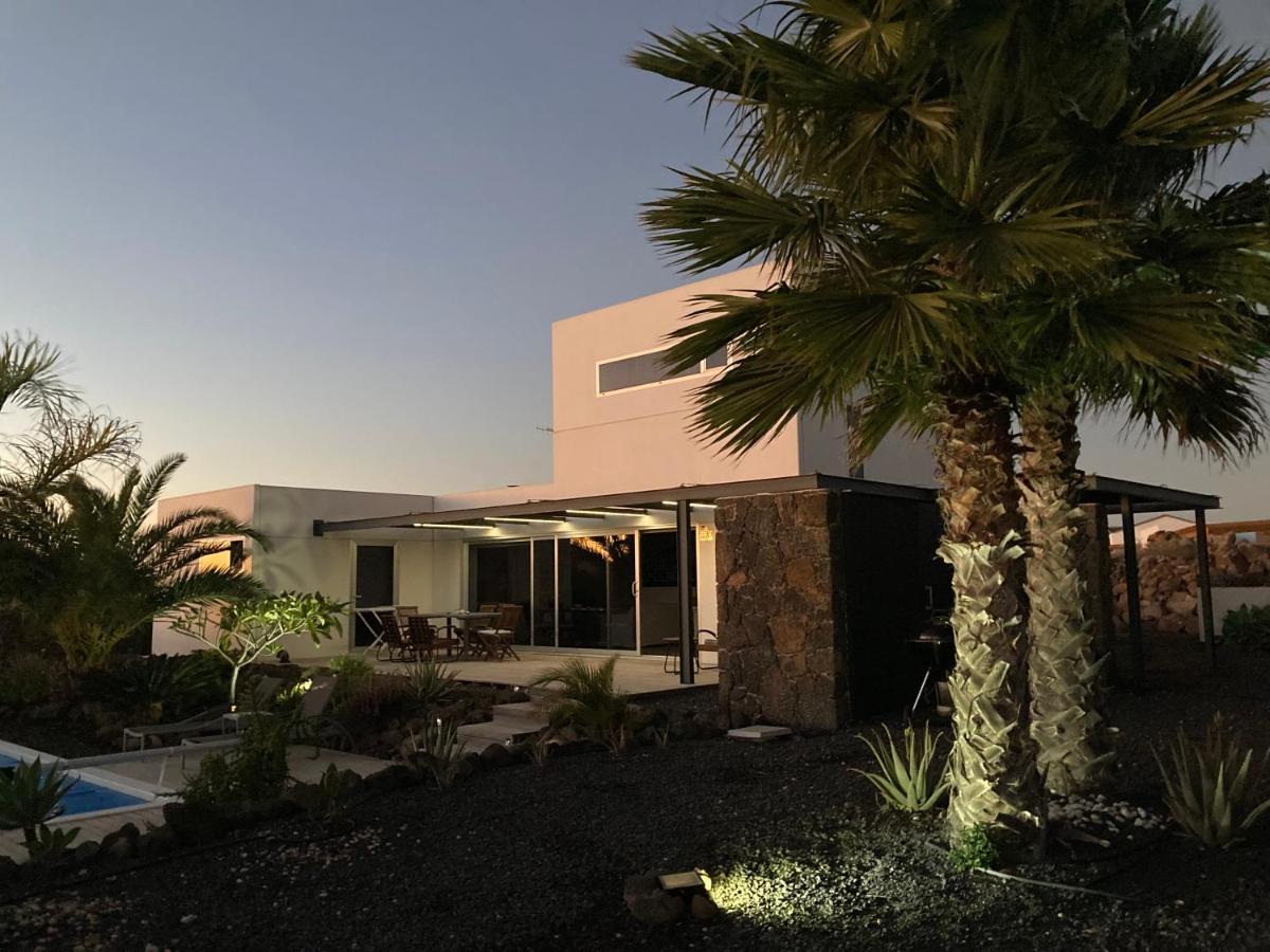 Villa Majanicho Rock - With Heated Pool *