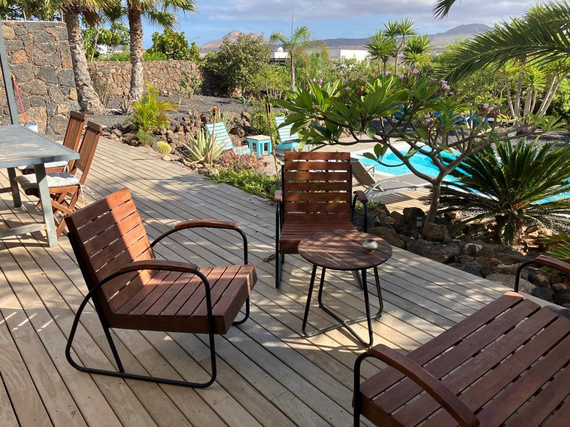 Majanicho Rock - With Heated Pool Villa
