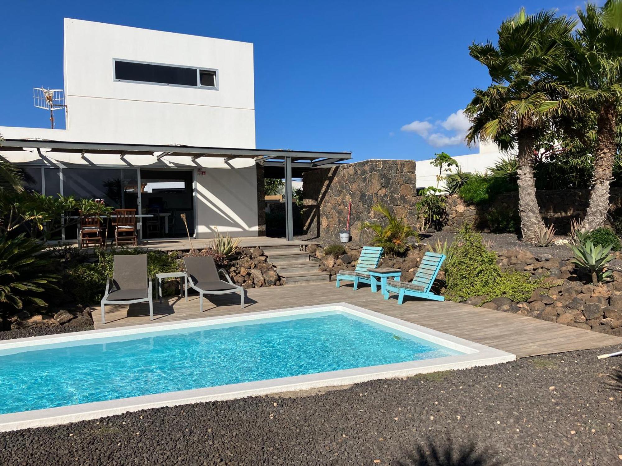 Villa Majanicho Rock - With Heated Pool Lajares