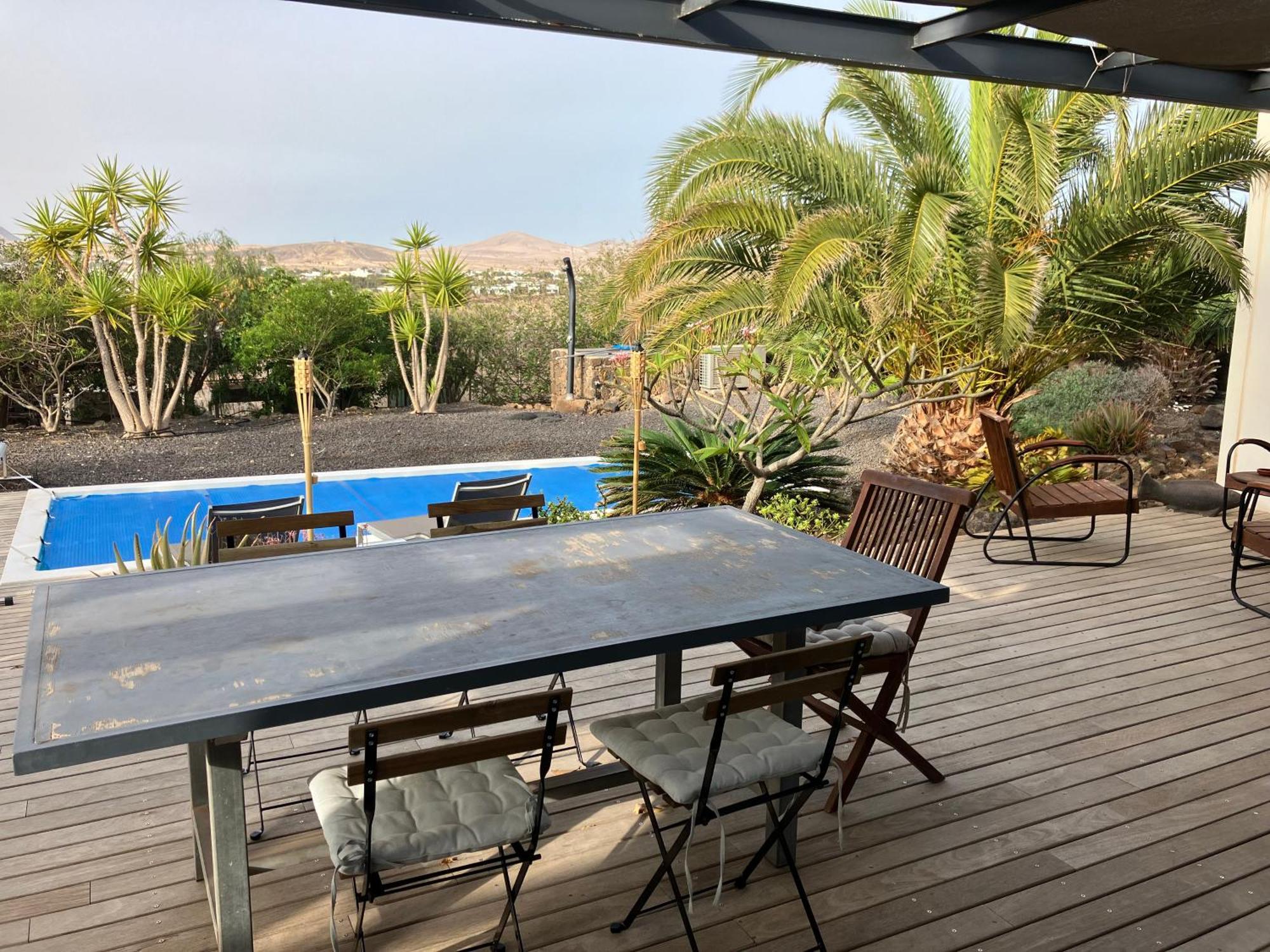 Majanicho Rock - With Heated Pool Lajares