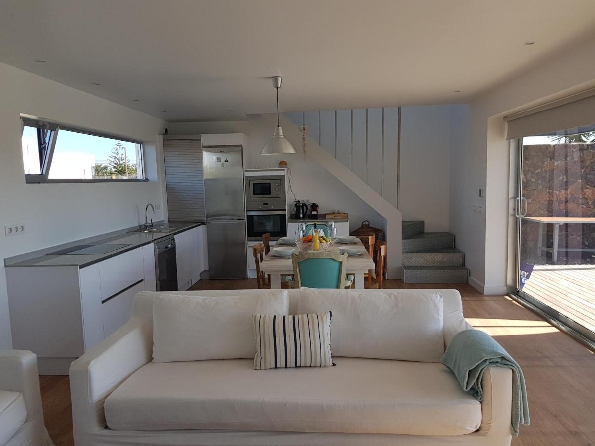 Majanicho Rock - With Heated Pool Villa Lajares