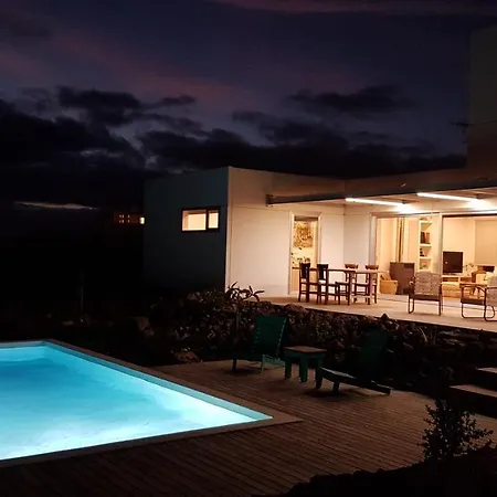 Majanicho Rock - Villa With Heated Pool Lajares Exterior foto