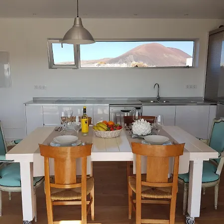 Majanicho Rock - Villa With Heated Pool Lajares Exterior foto